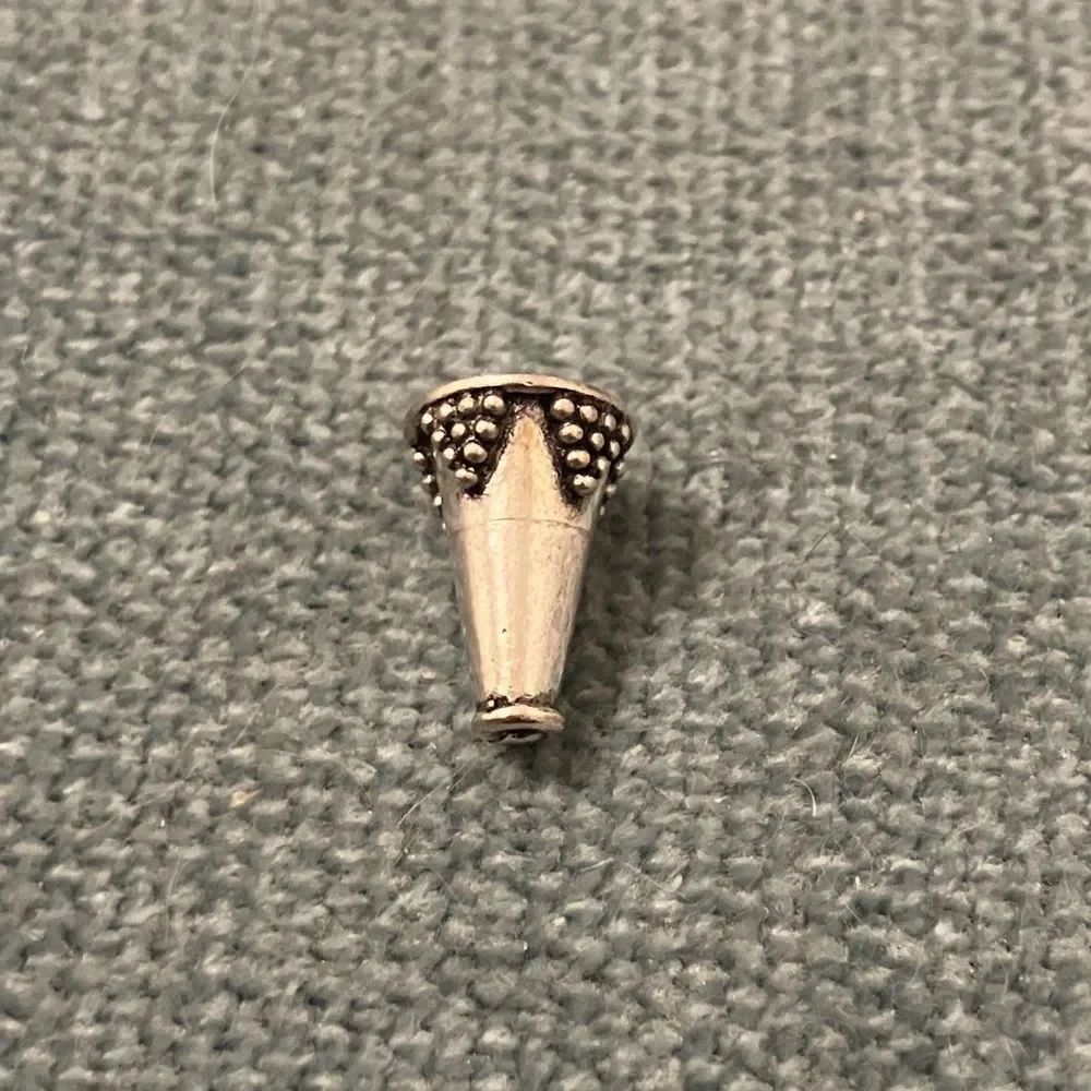 Bead